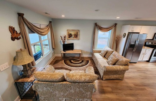 Waxhaw Casa | Quaint Condo in Waxhaw. Walking distance to all attractions!