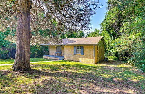 Oxford Cabaña | Quaint Oxford Home ~ 2 Mi to Ole Miss & The Grove!