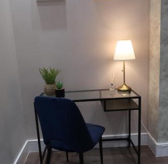 Sherborne Apartamento | Quaint Retreat In The Historic District Local