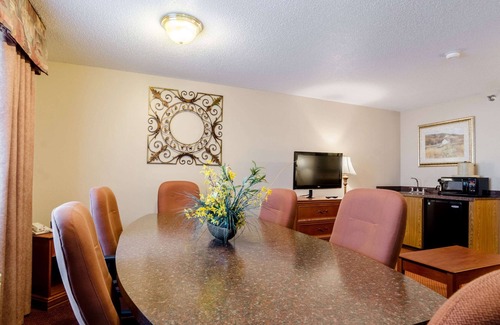 Alliance Hotel | Quality Inn Alliance