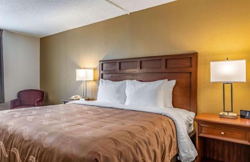 Bucyrus Hotel | Quality Inn Bucyrus North