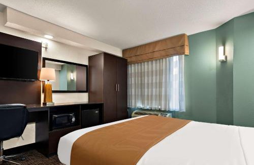 Raleigh Hotel | Quality Inn Memphis Northeast near I-40