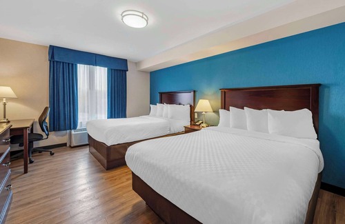Industrial Park Hotel | Quality Inn Orleans