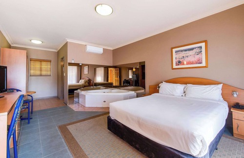 Jamisontown Hotel | Quality Inn Penrith