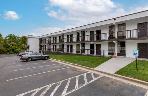 Roxboro Hotel | Quality Inn - Roxboro South