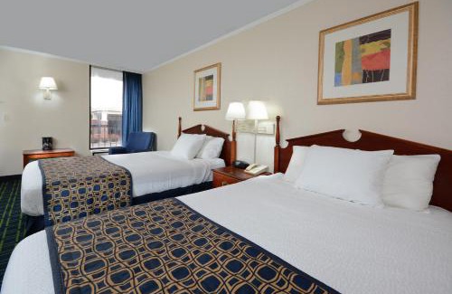 Roxboro Hotel | Quality Inn - Roxboro South