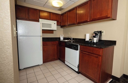 Mansfield Hotel | Quality Inn & Suites Downtown Mansfield