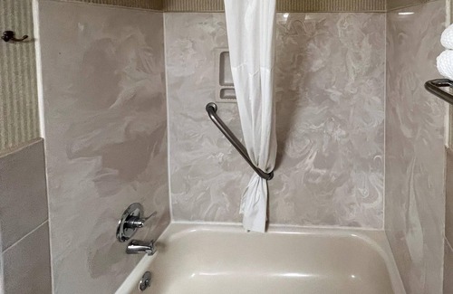 Grants Hotel | Quality Inn & Suites Grants - I-40