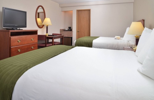 Indio Hotel | Quality Inn & Suites Indio I-10