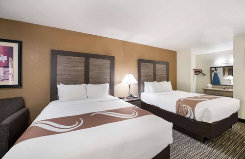 Lufkin Hotel | Quality Inn & Suites Lufkin
