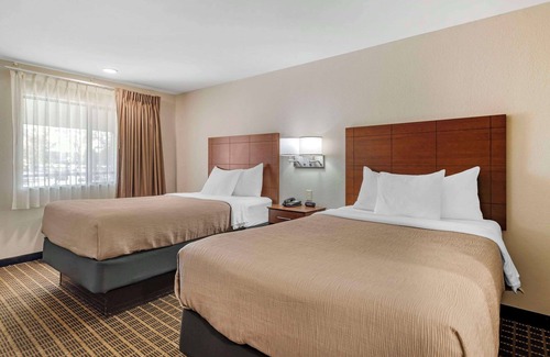 Morrow Hotel | Quality Inn & Suites Morrow Atlanta South