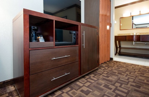 Milford Hotel | Quality Inn & Suites Quakertown - Allentown