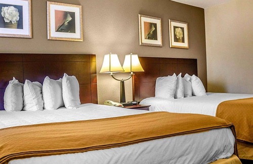 Waterbury Hotel | Quality Inn