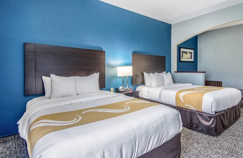 Maumelle Hotel | Quality Suites Maumelle - Little Rock NW