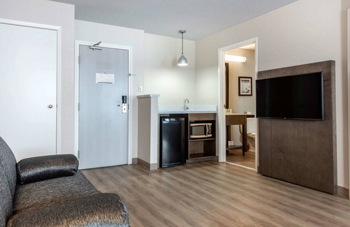 Les Rivieres Hotel | Quality Suites Quebec