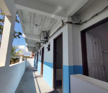 Saubara Apartamento | Quarto 3 quádruplo café da manhã em Pousada, Praia de Cabuçu BA