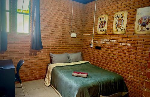 Botucatu Casa | Quarto com banheiro privativo no Centro