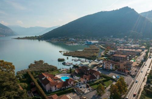 Paratico Apartamento | QUARZO BLU - access to lake and pool