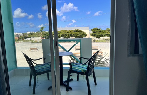 Grace Bay Apartamento | Queen Size Bedroom - TheSuites@Mr.Groupers