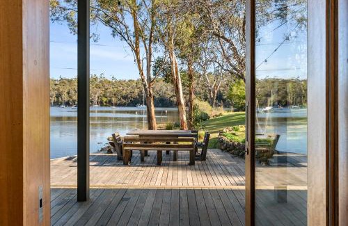 Barnes Bay Casa | 'Questa' Heritage Cottage