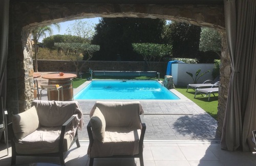 Garriguella Casa | QUIET 2 STEPS FROM THE SEA - PRIVATE POOL