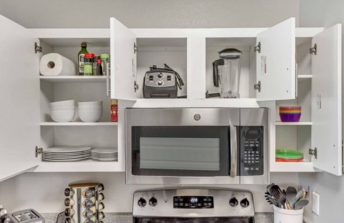 Clearfield Apartamento | Quiet Apt - Close to Davis Conference - King Bed