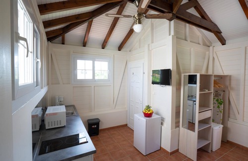 Ducos Casa | QUIET BUNGALOW JARDIN WIFI CERCA DEL AEROPUERTO