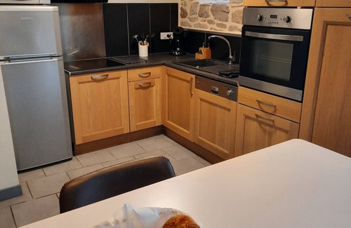 Recoules-Previnquieres Casa | Casa rural tranquila en el campo para 6 personas.