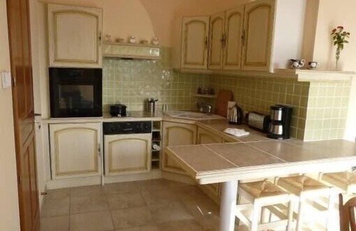 Saint-Jeannet Apartamento | Quiet, comfortable studio with a panoramic view of the French Riviera