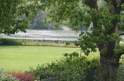 Jumieges Cabaña | Casa tranquila en el corazón de los bucles del Sena con vistas al Sena.
