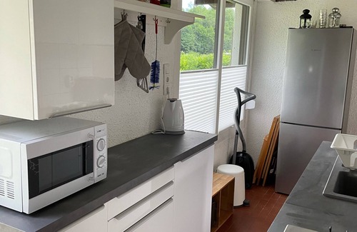 Aer Casa | Casa de vacaciones tranquila y familiar en un complejo vacacional con piscina y vista al lago