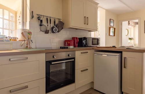 Rotherfield Greys Apartamento | Quiet flat in pretty woods. Ideal for walkers & cycling. Near Henley-on-Thames.