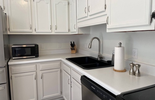 Weaverville Apartamento | Quiet mountain retreat convenient to hiking and Asheville