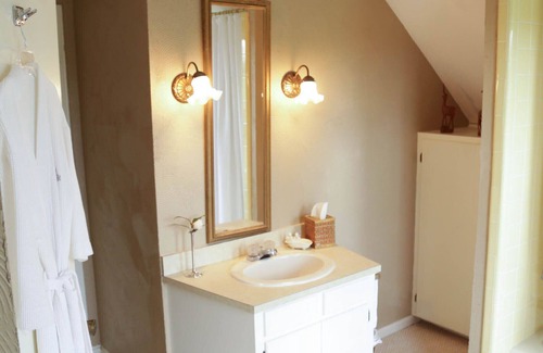 Greensboro Casa | Tranquila casa de carruajes pacífica enclavada en el campo rural de Alabama.