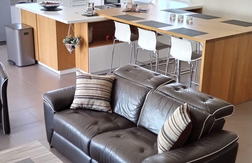 Cardet Villa | Quiet villa, private pool, fully fenced grounds (pets welcome).