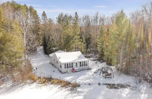 Carter Casa | CABINA TRANQUILA TRANQUILA A PIES DEL LAGO COMPLETO REC