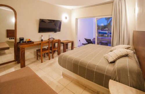 Playa Chahué Hotel | Quinta Bella Huatulco