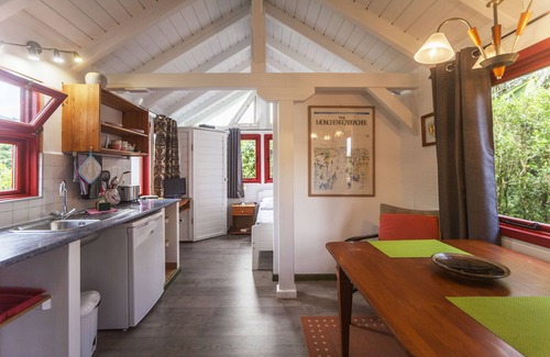 Ginetes Cabina | Quinta das Abelhas - Casa de Favo