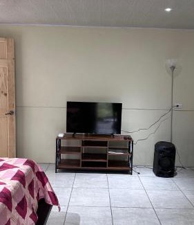 La Suiza Casa | Quinta La Lomita