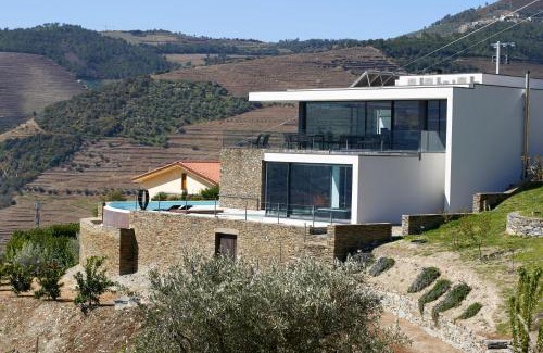 Pinhao Villa | Quinta Rainha Santa Mafalda