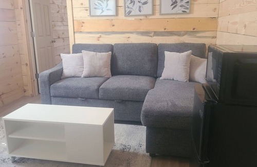 Atoka Cabina | Quite & Cozy Private Tiny Home