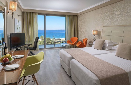 Ixia Apartamento | R 1243 Priam Deluxe Room Sea & Main Pool View With Balcony or terrace, Jacuzzi bathtub & Safe Deposi