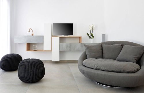 Exo Gialos Villa | R 1475 Petra Amor Hideaway Villas