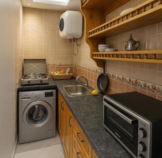 Hay Chemaaou Apartamento | Rabat Salé - Layover Guest House Apartement & Private Terrace near Airport - 3rd floor - Salé City Center