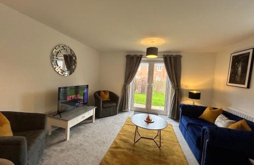 Radbourne Casa | Radbourne House - Spacious 2 Bed, Home from Home in Derby