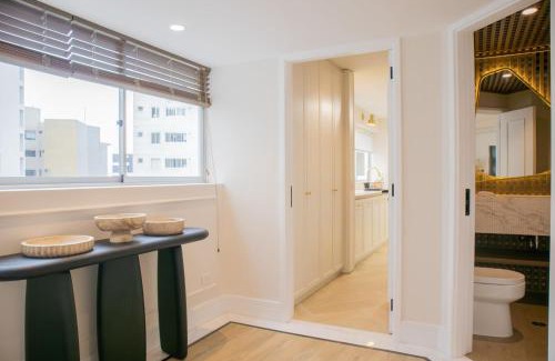 Reducto Apartamento | Radiant 3BR Seaview in Miraflores