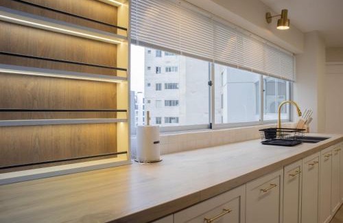 Reducto Apartamento | Radiant 3BR Seaview in Miraflores