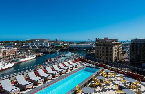Silo District Hotel | Radisson RED Hotel V&A Waterfront Cape Town