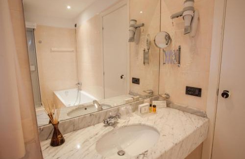 Senigallia Hotel | Raffaello Hotel & Mooka Restaurant