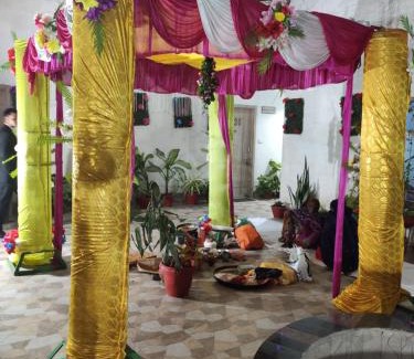 Sultanpur Hotel | Raj Hotel - Since 1960